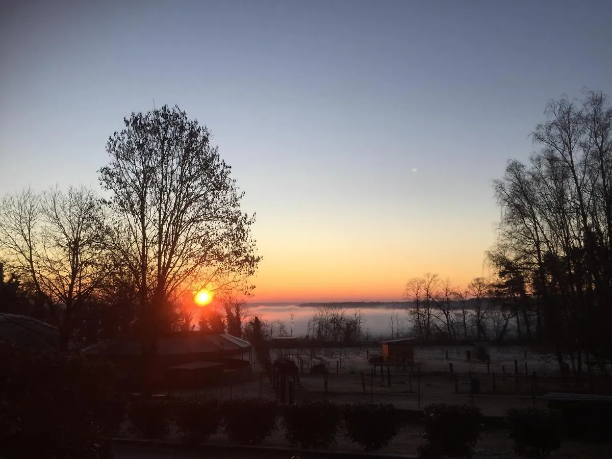 Appartamentino in AZ.AGRICOLA - MALPENSA- LAGO MAGGIORE- Varallo Pombia